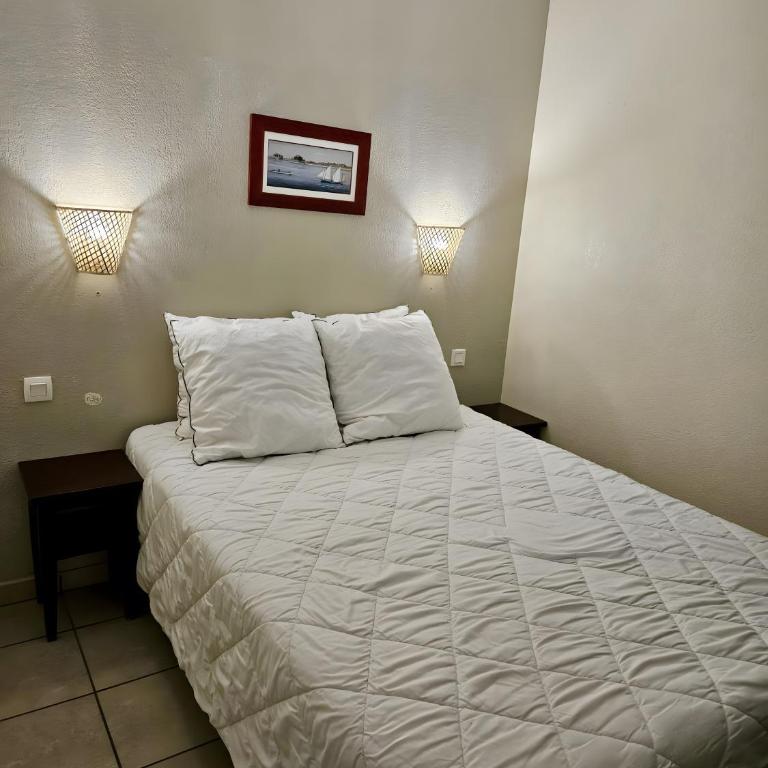 Golf de Biscarrosse – Piscine - Two-Bedroom Deluxe Apartment with Garden View - 11