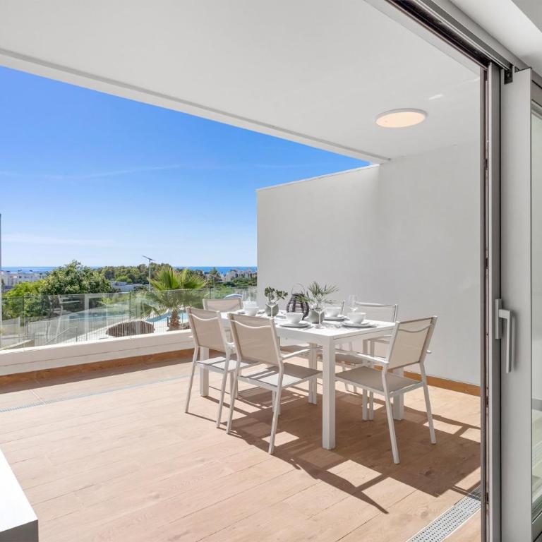 Peaceful Estepona Escape with Terrace Pool - Appartamento - 20