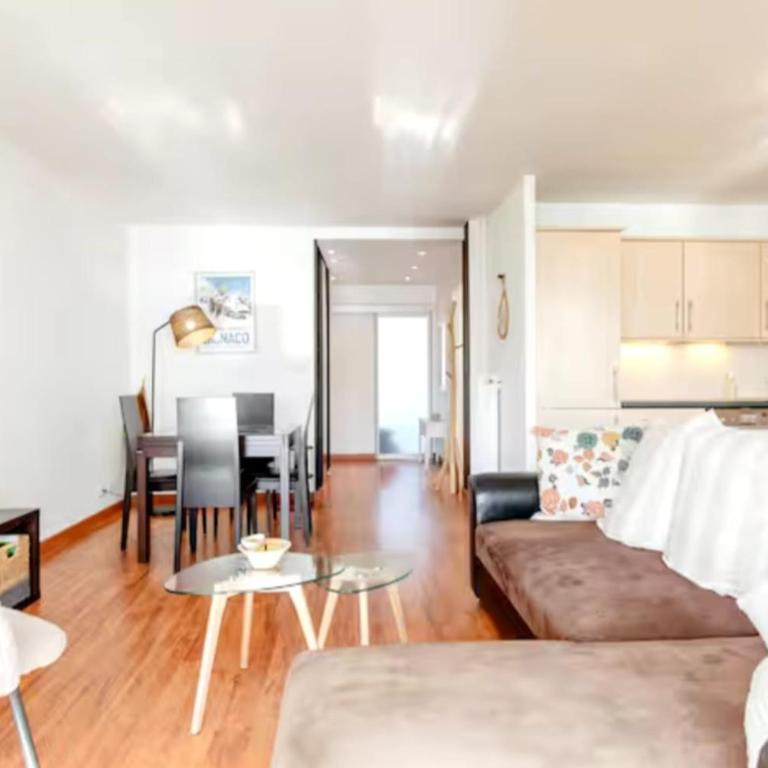 Appartement avec balcon et parking privé à Cannes - Appartement - 2