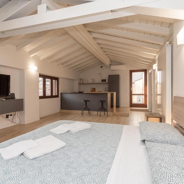 Residenza Capriolo 28 - F&L Apartment - Appartamento Monolocale - 32