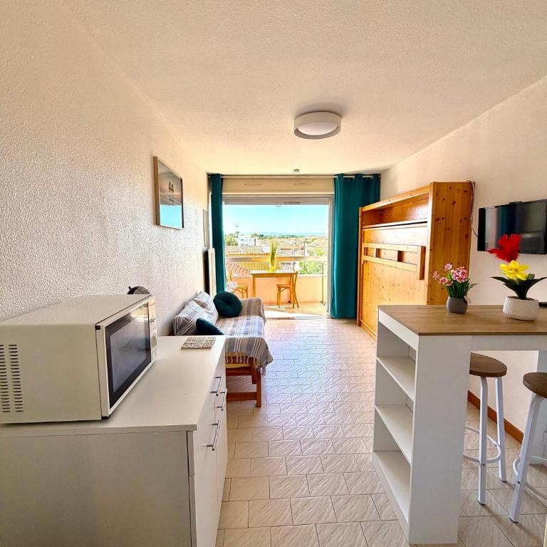 Studio 100m de la mer et port - One-Bedroom Apartment - 7