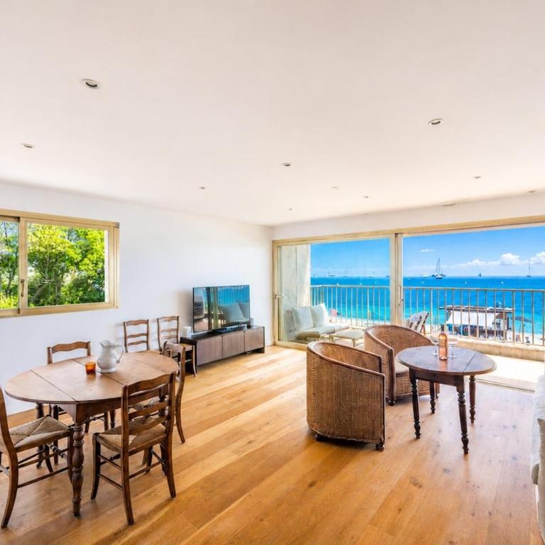 Beachfront Antibes Sea View 2 Bedrooms - Appartement 2 Chambres - 1