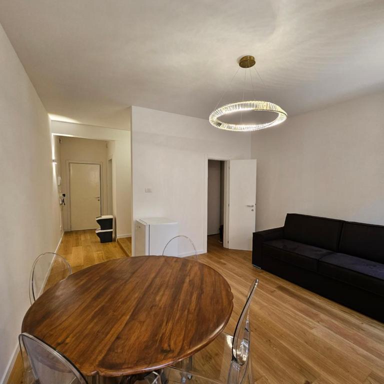 Casa Lori - Monolocale King con Divano-Letto - 2