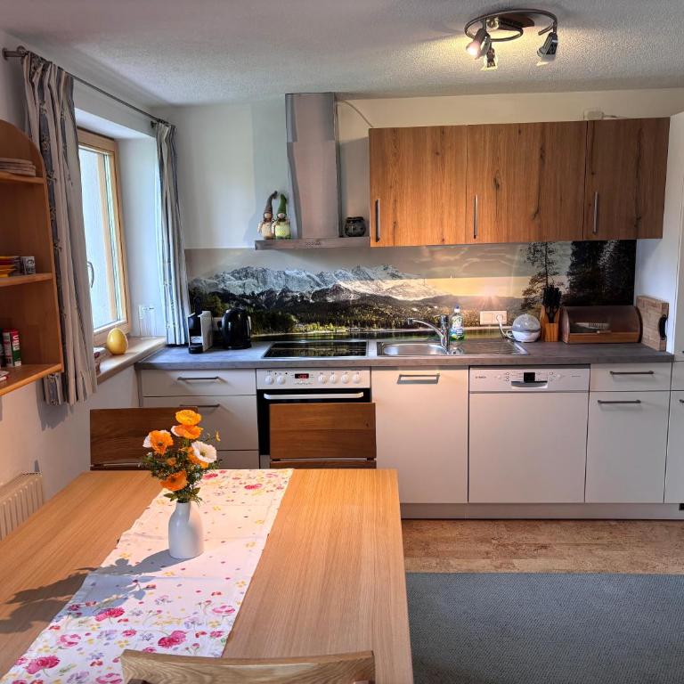 Haus Ricarda - Apartment mit 2 Schlafzimmern und Terrasse - 1