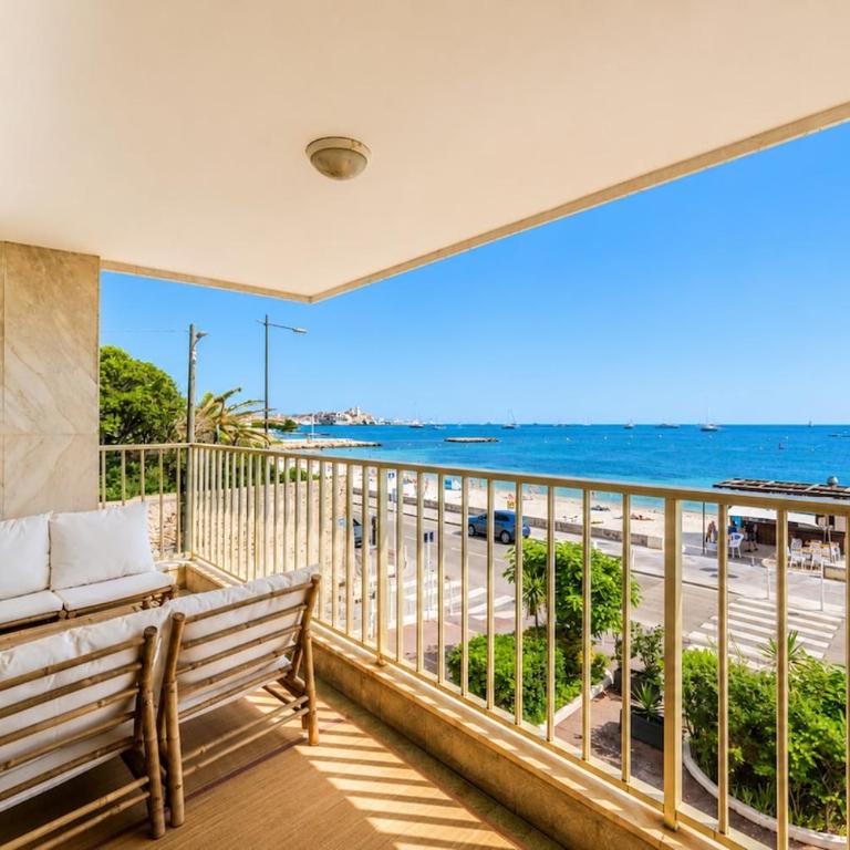 Beachfront Antibes Sea View 2 Bedrooms - Appartement 2 Chambres - 6
