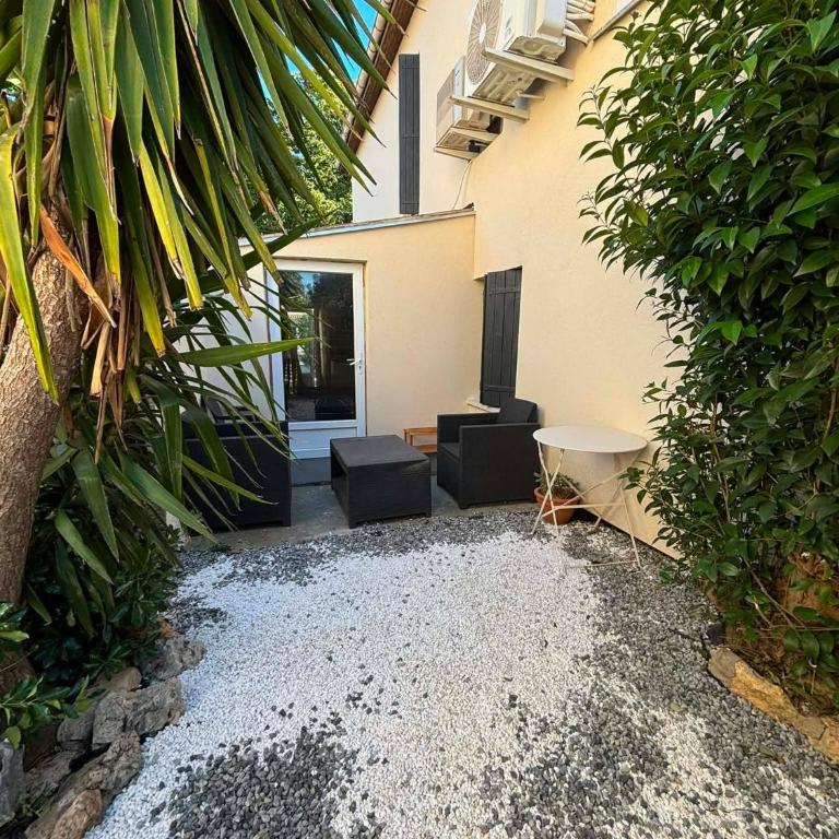 Logement avec extérieur - Apartment mit Gartenblick - 16