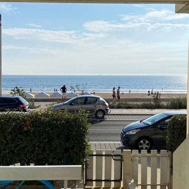 Face mer devant la plage des libraires terrasse Parking - One-Bedroom Apartment - 17