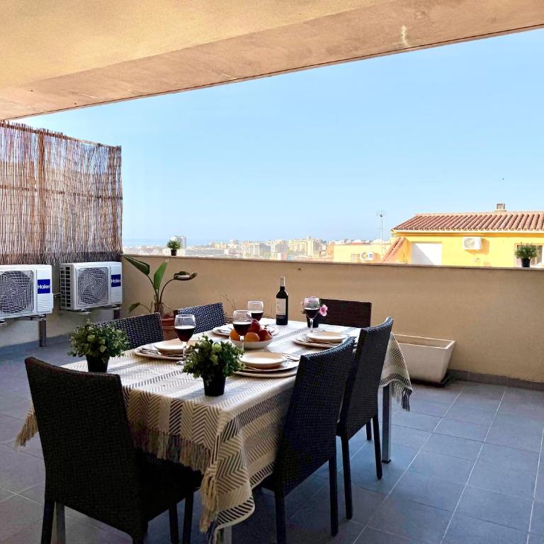 Tranquil Apartment with Private Terrace by TuriVida - Apartment mit 2 Schlafzimmern - 1