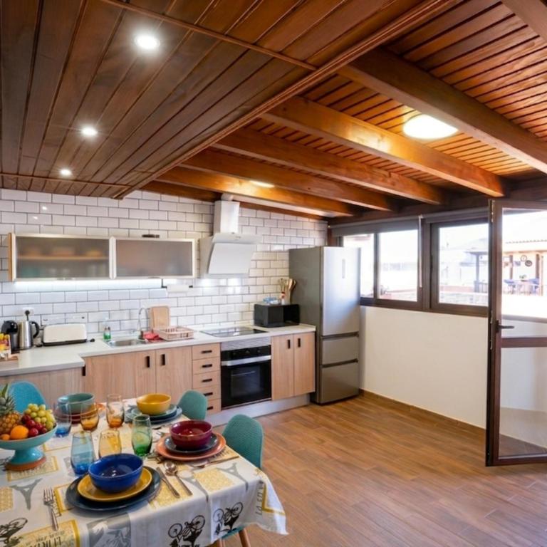 Suite con Baño privado céntrica ,Terraza ,Check Automátic - Habitación Doble con baño privado - 2 camas - 4