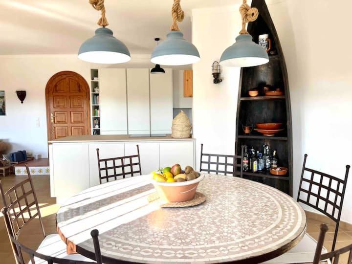 Casa de vacaciones a solo 15m del mar! - Villa - 21