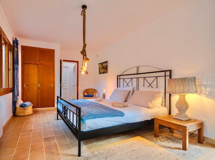 Casa de vacaciones a solo 15m del mar! - Villa - 53