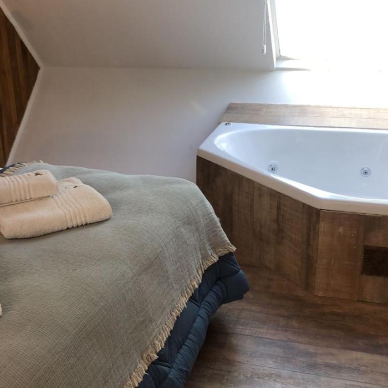Abismo Privado Cabaña de Lujo con Jacuzzi - One-Bedroom Apartment - 24