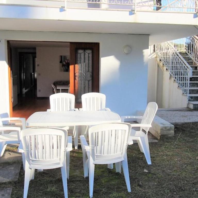 Ground-floor apartment 350m from the beach - Appartement - 3