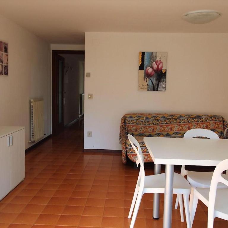 Ground-floor apartment 350m from the beach - Appartement - 5
