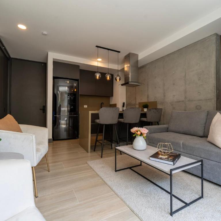 Riomaggiore City Tower - One-Bedroom Apartment with Balcony - 9