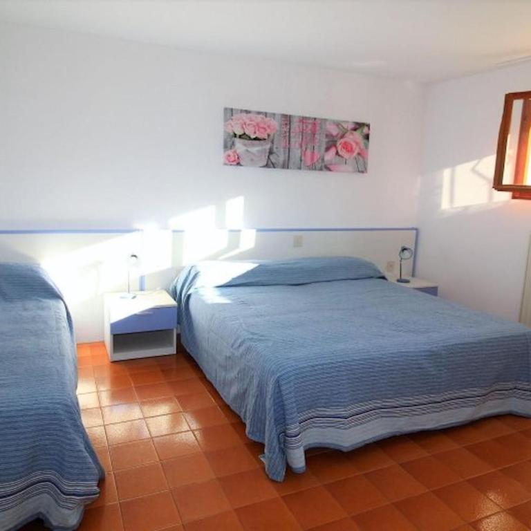 Holiday apartment 350m from the sea - Apartment - 4