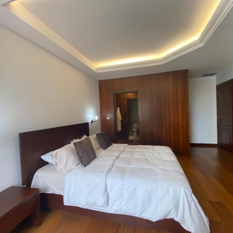 Luxurious Hilton Colon Suite - One-Bedroom Apartment - 3