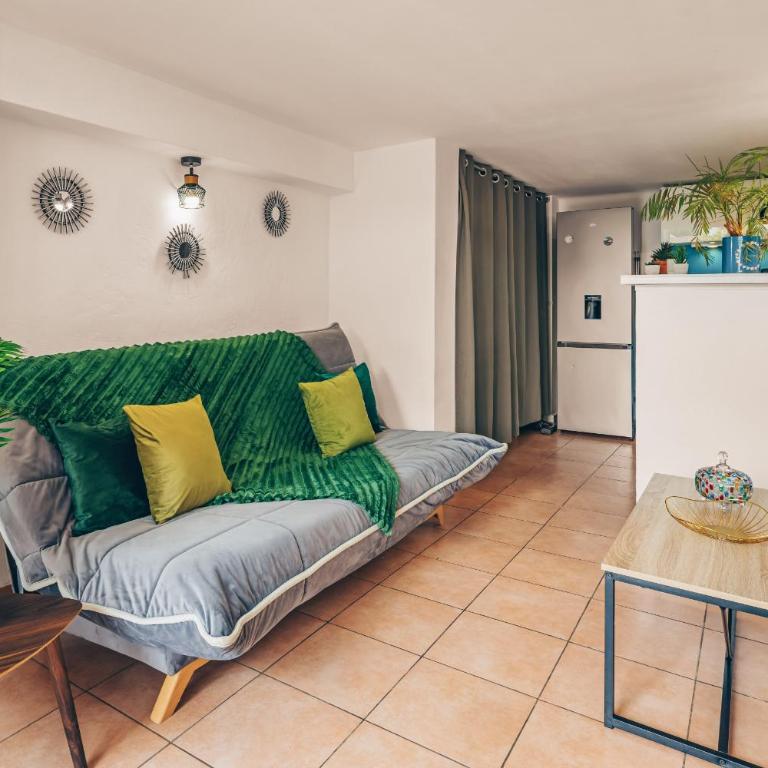 Appartement de L Islette - strandnah und zentral by Sur la mer - One-Bedroom Apartment with Terrace - 8