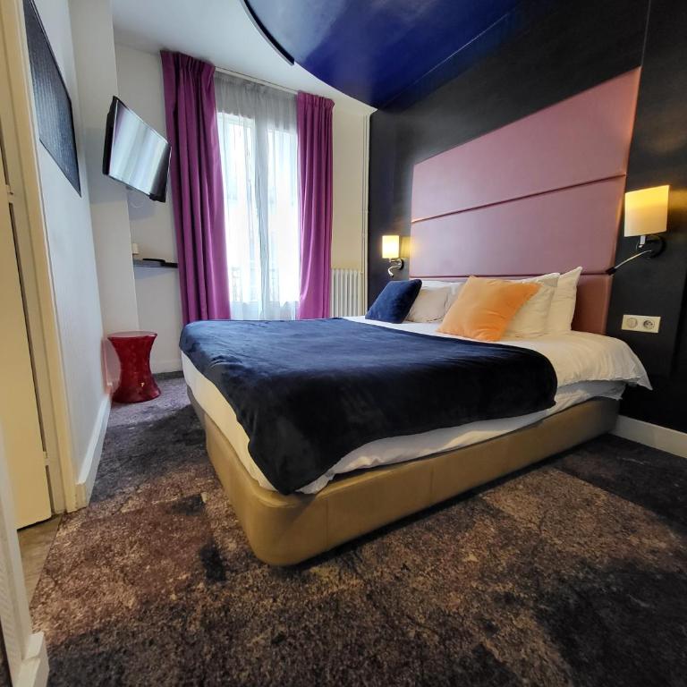 Accueil Hôtel Paris Pigalle Montmartre - Hôtel rénové - Chambre Double Standard - 21