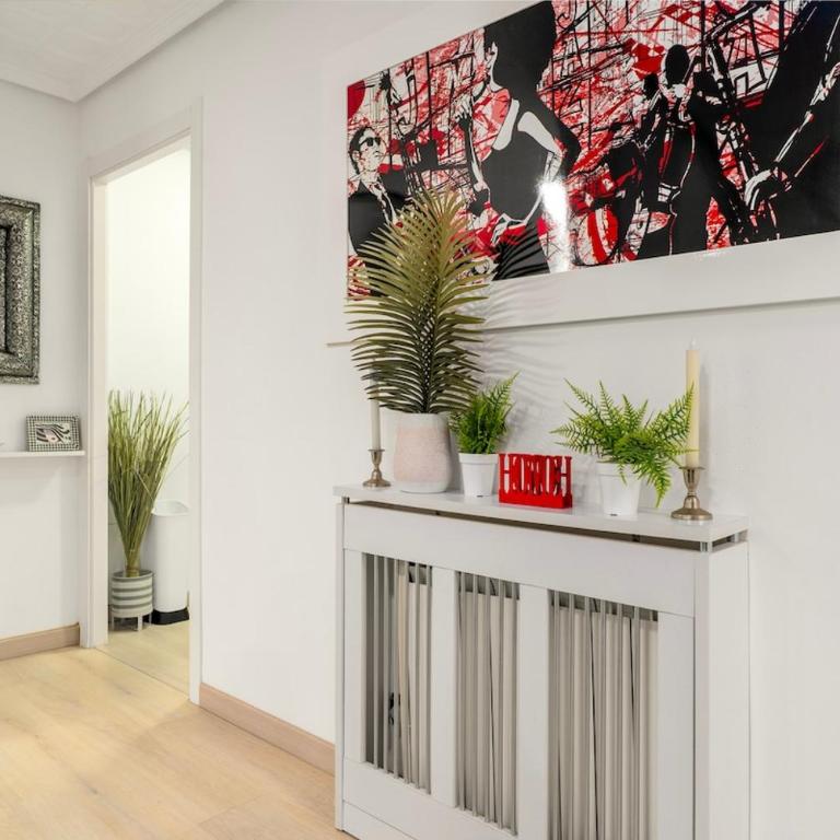 Orleans - 3 Bedrooms - Open Kitchen - Three-Bedroom Apartment - 5