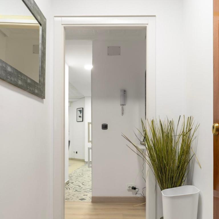 Orleans - 3 Bedrooms - Open Kitchen - Three-Bedroom Apartment - 6