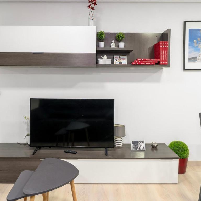 Orleans - 3 Bedrooms - Open Kitchen - Three-Bedroom Apartment - 16
