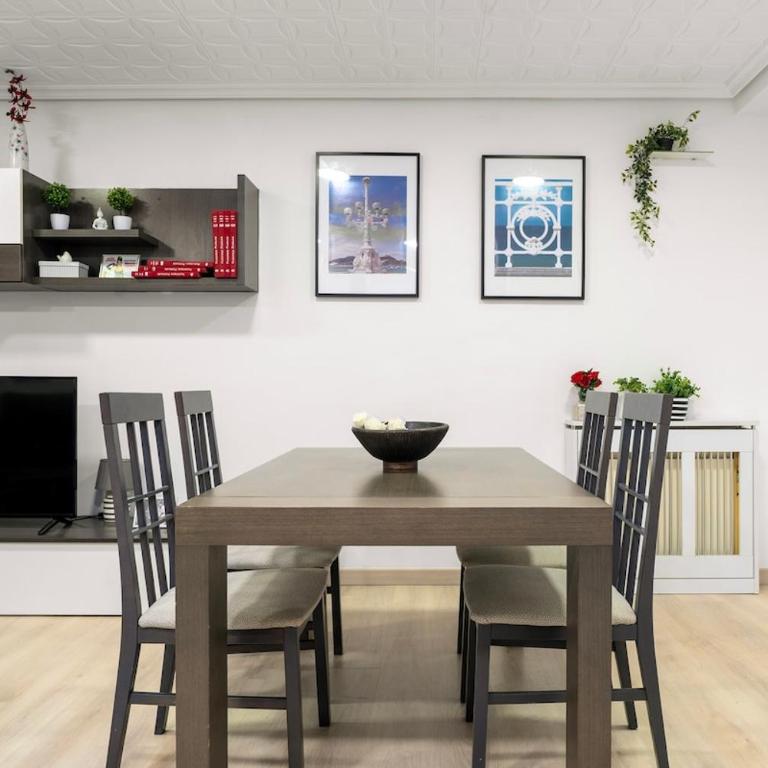 Orleans - 3 Bedrooms - Open Kitchen - Three-Bedroom Apartment - 18