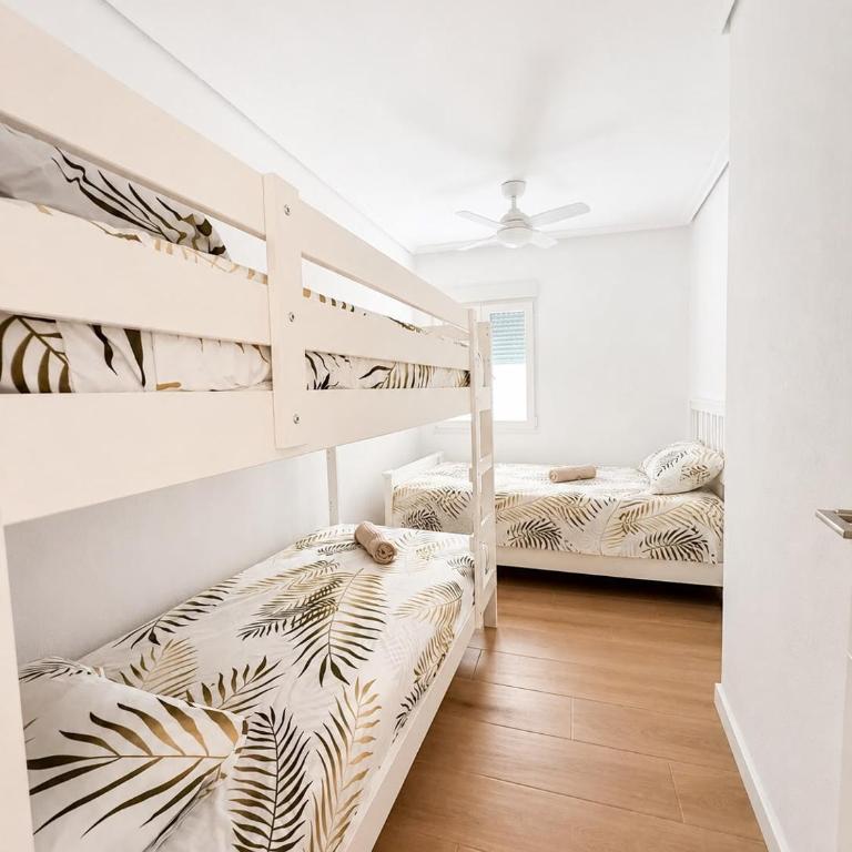 UIM Mediterraneo Juana 3 Wifi - Apartment - 3