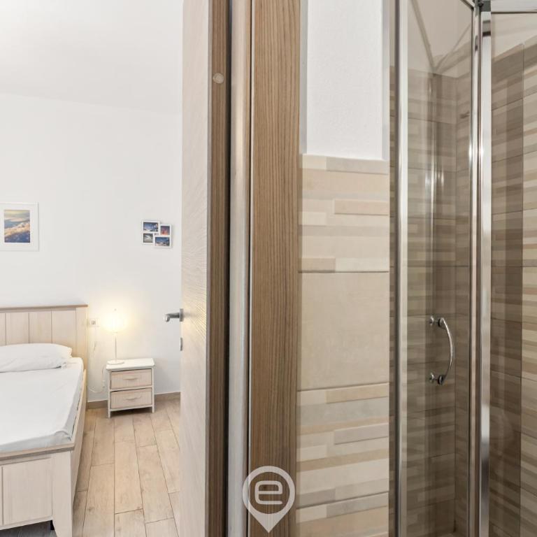 La camera chiara - Elegant Suites - Chambre Double avec Balcon - 8