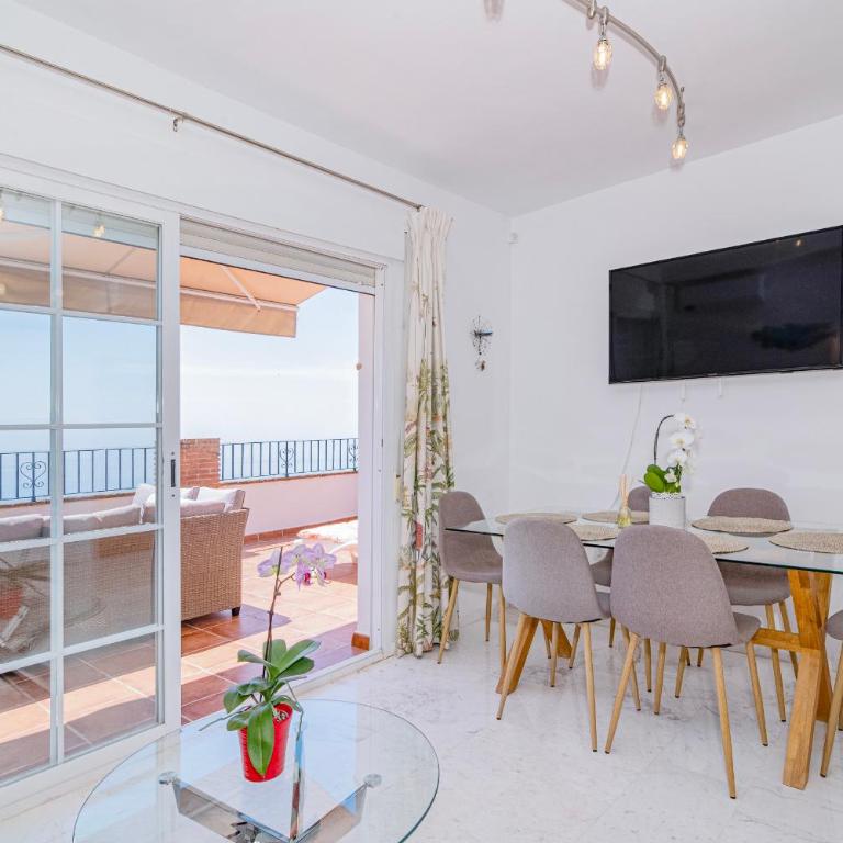Sunrise Loft Marina del Este - Apartamento de 3 dormitorios - 50