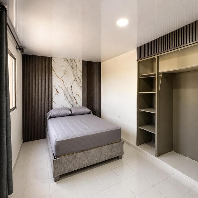 Fenix house - Three-Bedroom Apartment - 2