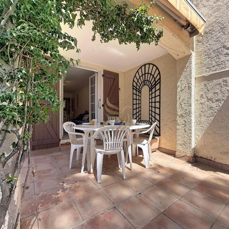 Le Bastidon Provencal T3 Terrasse 3min plage - Apartamento con terraza - 1