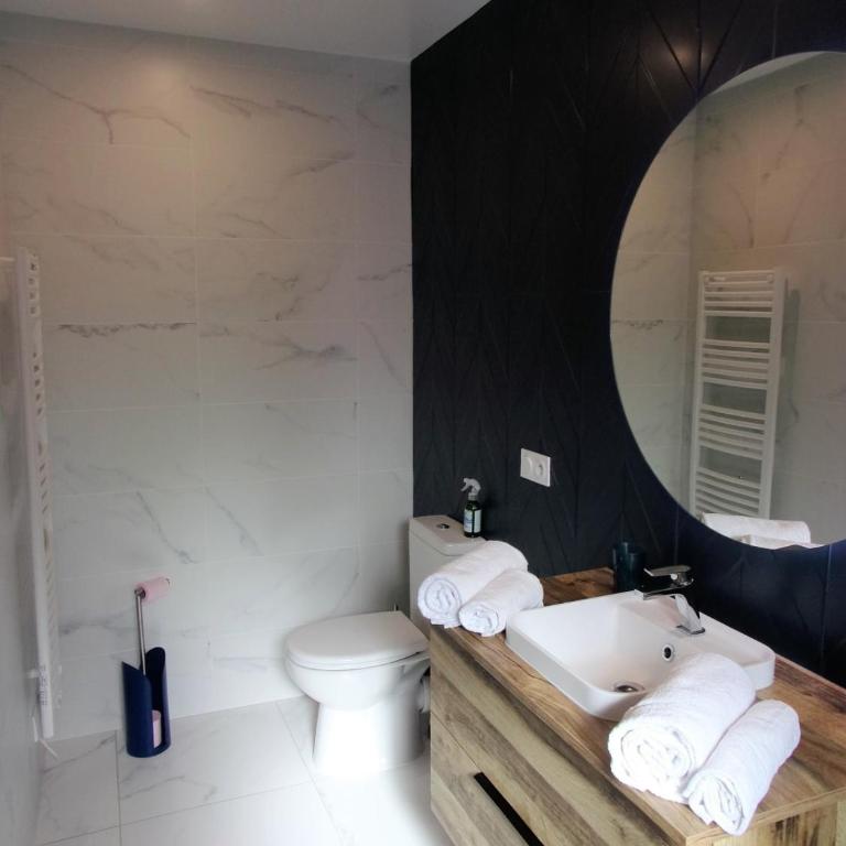 Maison contemporaine spacieuse avec jardin - Maison de Vacances - 7
