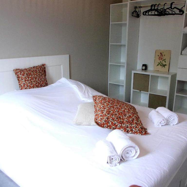 Maison contemporaine spacieuse avec jardin - Maison de Vacances - 12