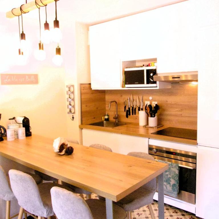 Comfortable apartment with pool - Appartement - 4