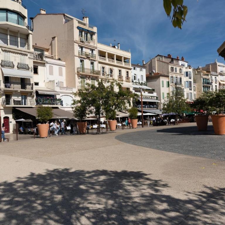 La Suite Palme d'Or Jacuzzi - Appartement 1 Chambre - 10