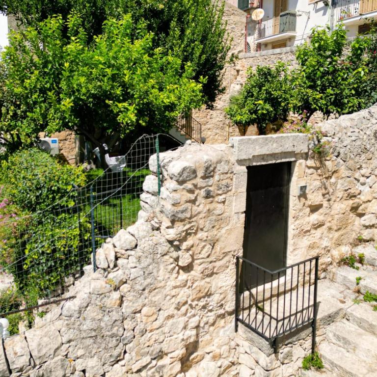 Lues Garden - Appartamento con 2 Camere da Letto - 6