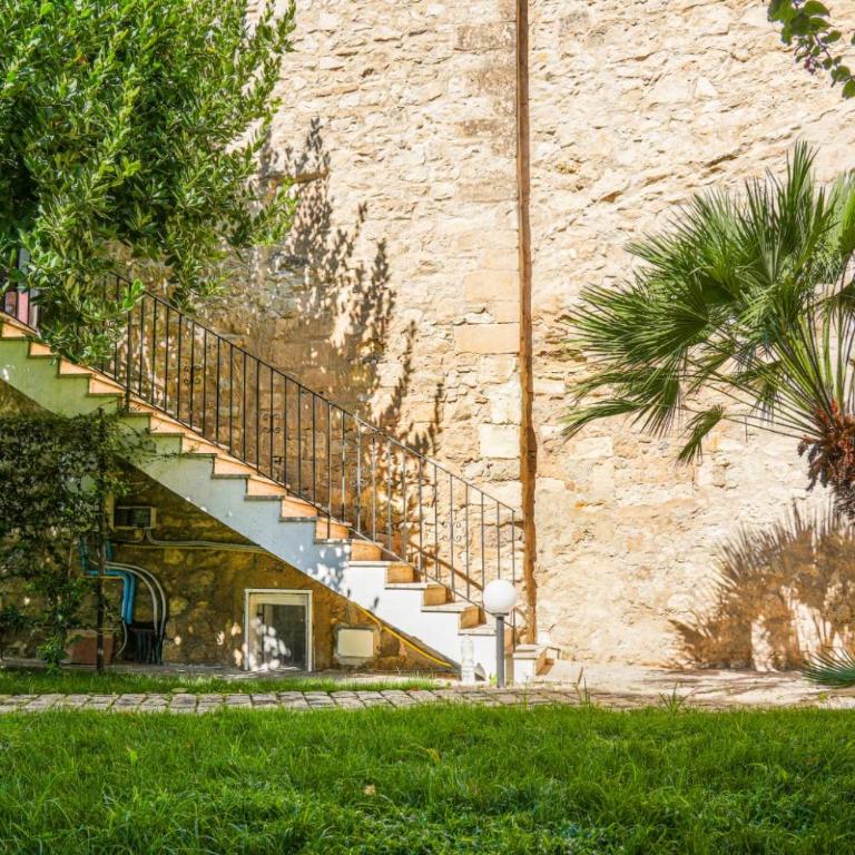 Lues Garden - Appartamento con 2 Camere da Letto - 12