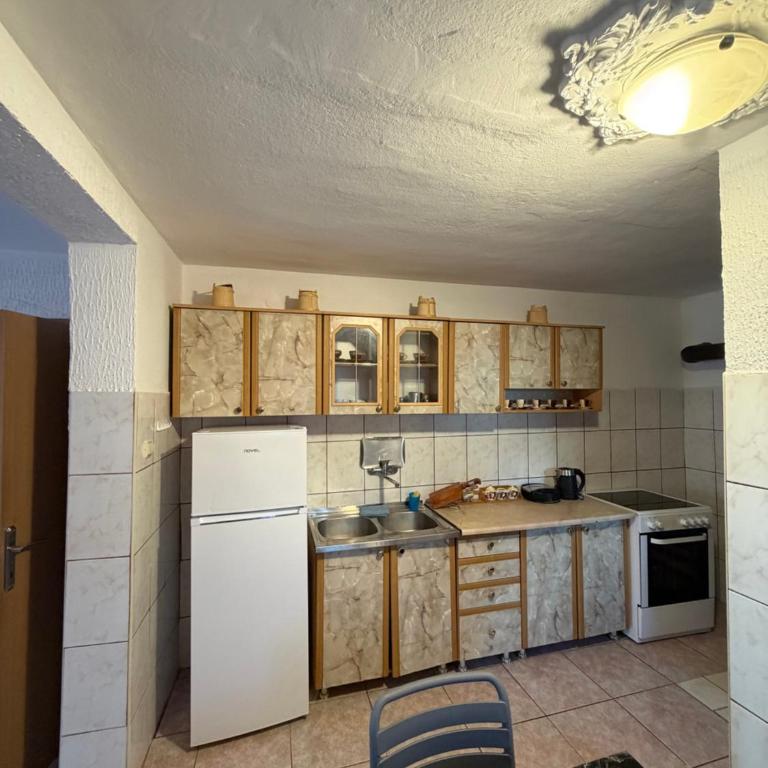Apartments Agovic - Two-Bedroom Apartment - 11