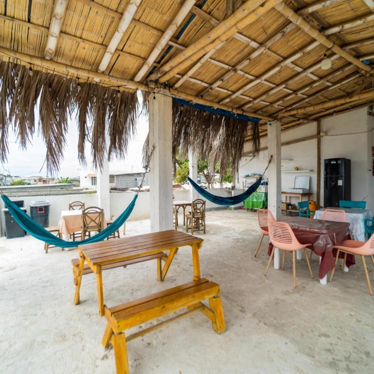 Estela, habitación privada de Flor de Lis Beach House - One-Bedroom Apartment - 16