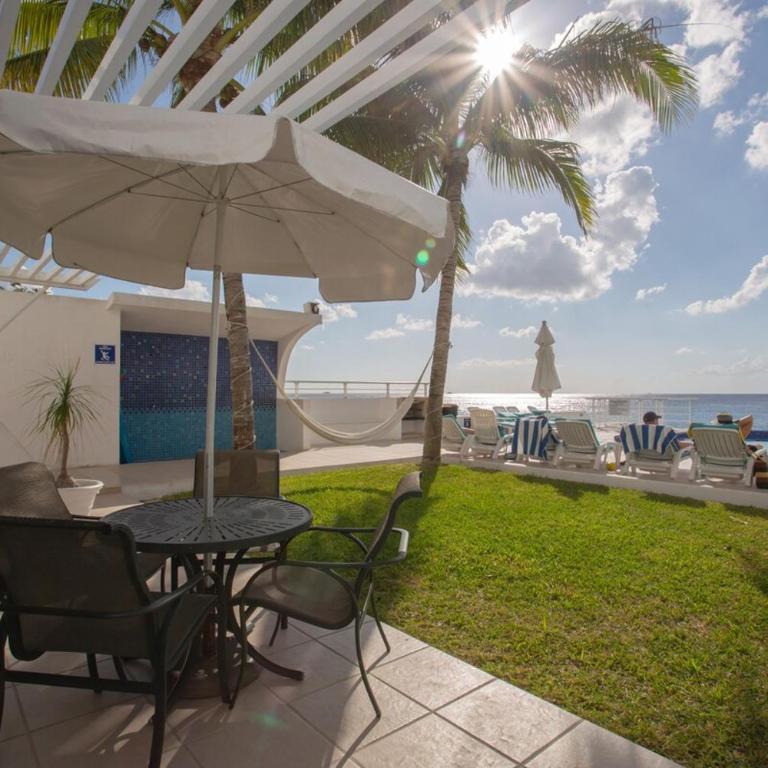 Oceanfront Escape Sunset Views and Caribbean Breeze - Apartamento de 2 dormitorios - 13
