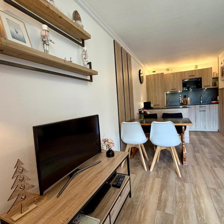 Appartement Mont Blanc Rénové 2026 Parking et Terrasse - Apartamento de 1 dormitorio - 8