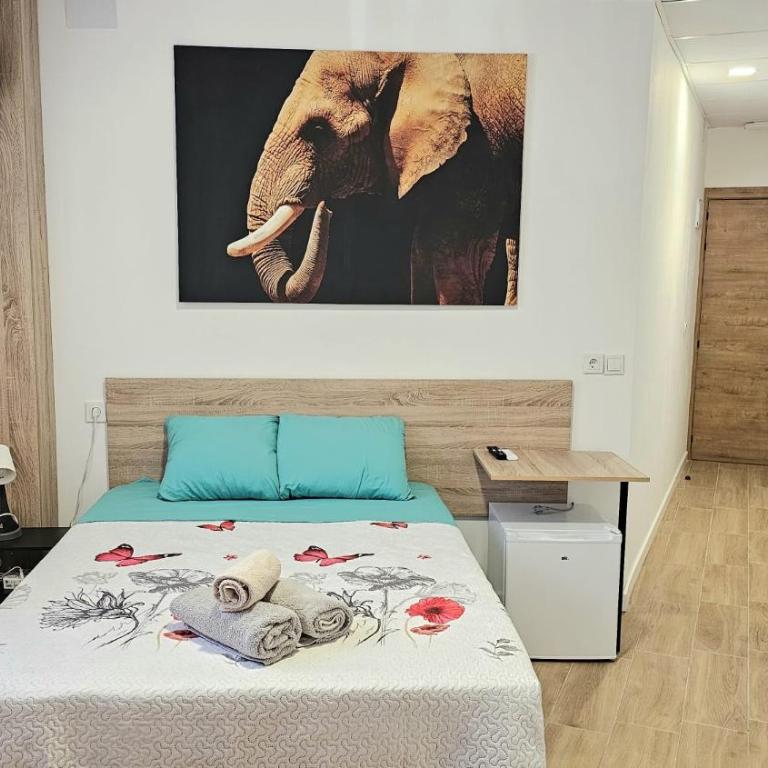 Golden Tower Rooms - auto check-in - Doppelzimmer - 1