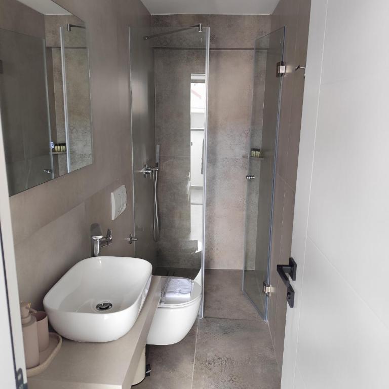 Mandrina 10 Free Parking on request - Apartment - Ground Floor - 1