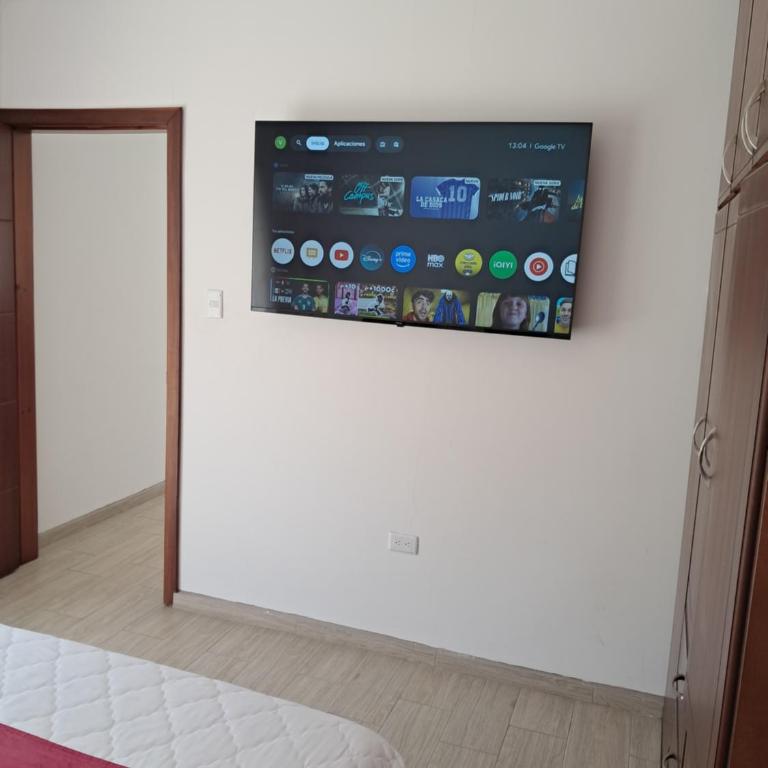 Villa Marianita - Three-Bedroom Home - 11