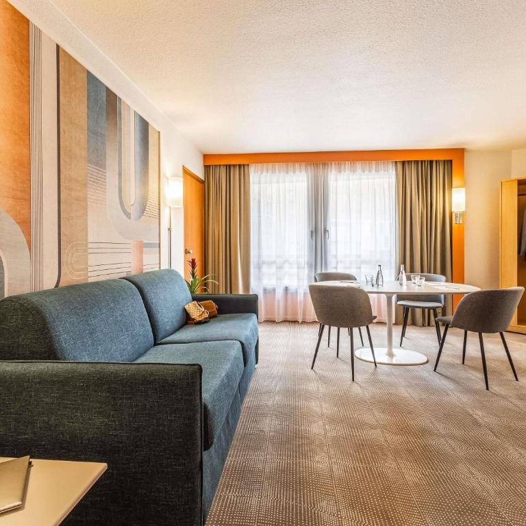 Novotel Lille Centre Gares - Suite avec 1 Lit Double et 1 Canapé-Lit - 3