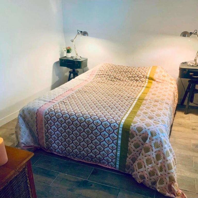 Bas de maison atypique avec jacuzzi - Maison 2 Chambres - 28