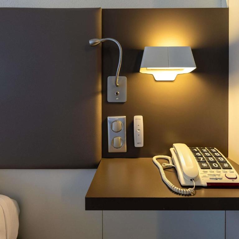 Novotel Suites Paris Stade de France - Standard Double Room with Sofa Bed - Disability Access - 2