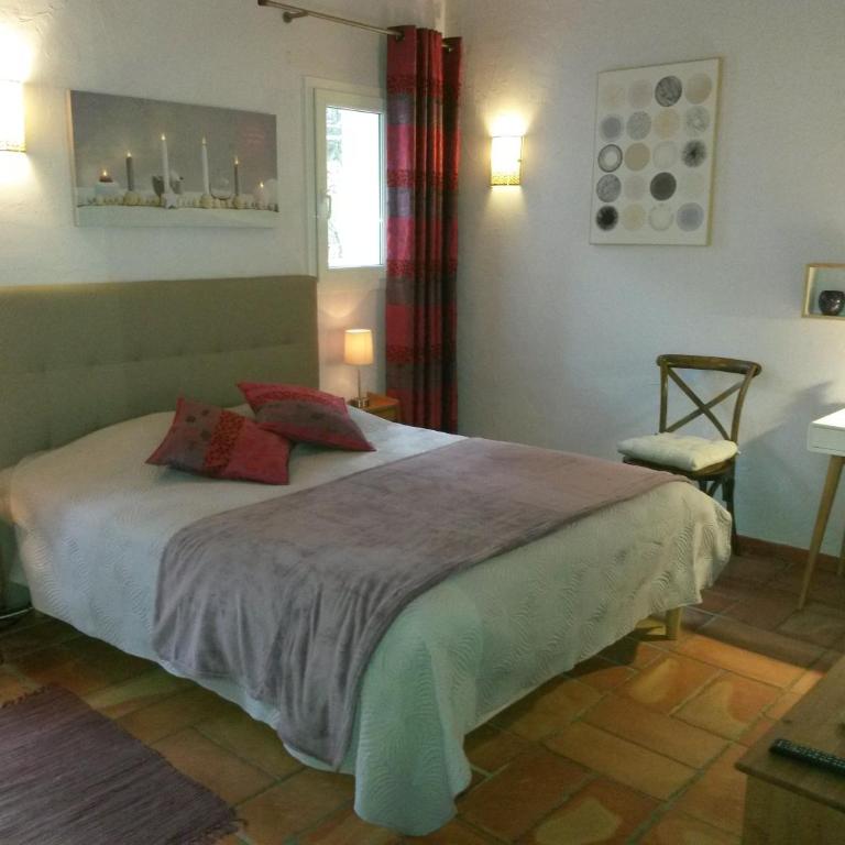 Les Mayombes - Chambre Double avec Douche - 2