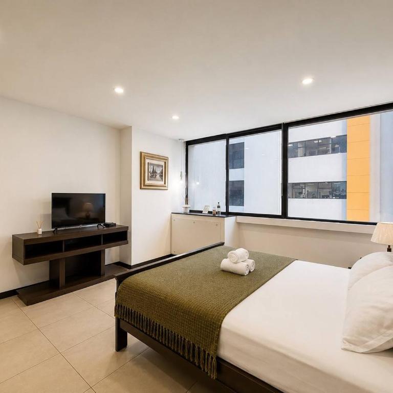 Bellini Puerto Santa Ana, Pool, Parking, AC & Laundry, Cerca de bares y restaurantes - Suite - 6
